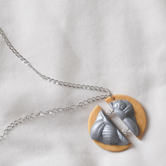 Golden Hive - gold/sliver Necklace