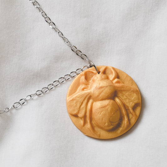 Golden Hive - gold necklace